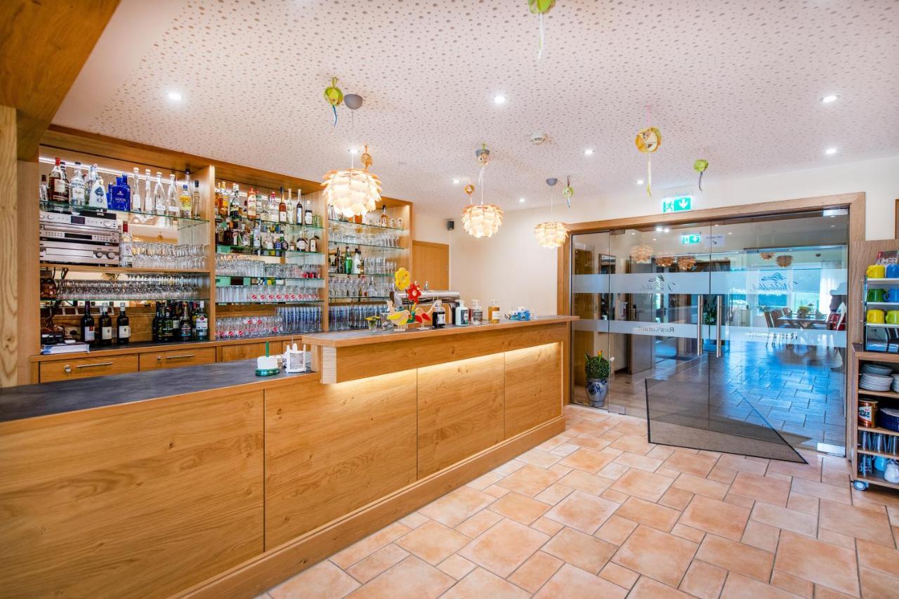 Waldesblick, Hotel-Restaurant Lahr  Exterior photo